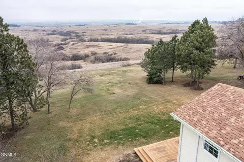4904 Highland Rd NW, Mandan, ND 58554 photo 27