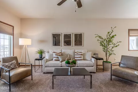 Living - 4106 Lorrain Pl, Bismarck, ND 58503 photo 1 of 3
