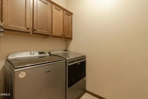 Other - 4106 Lorrain Pl, Bismarck, ND 58503 photo 4 of 10