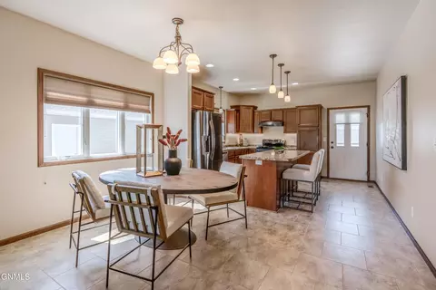 Dining - 4106 Lorrain Pl, Bismarck, ND 58503 photo 2 of 4