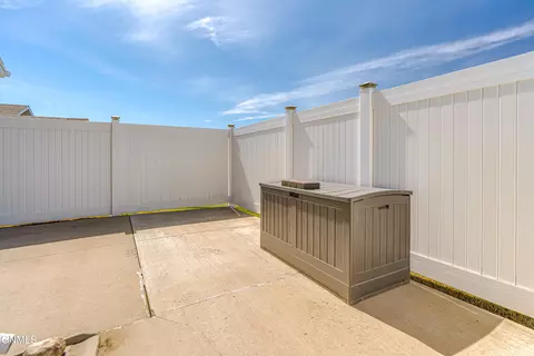 Exterior - 4106 Lorrain Pl, Bismarck, ND 58503 photo 9 of 10