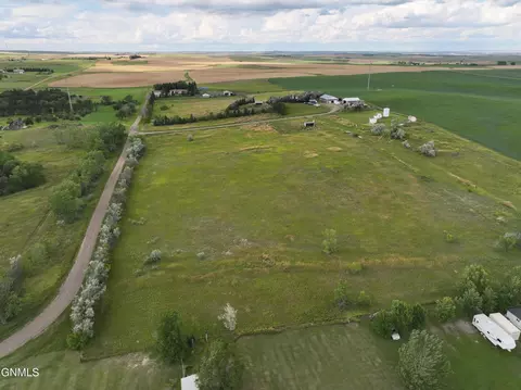 3744 Roughrider Lane, Mandan, ND 58554