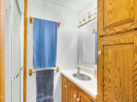 Bath - 4 3rd Ave E, Wing, ND 58494 photo 3 of 3