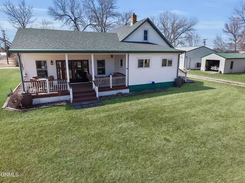 Exterior - 4 3rd Ave E, Wing, ND 58494 photo 6 of 14