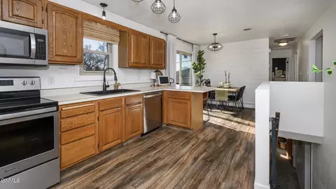Kitchen - 1929 Marian Dr, Bismarck, ND 58501 photo 4 of 4