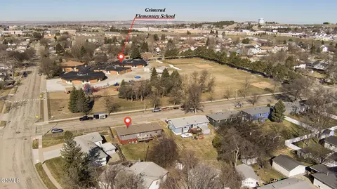 View/Area - 1929 Marian Dr, Bismarck, ND 58501 photo 8 of 12