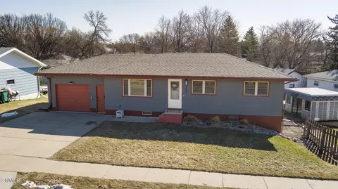 Exterior - 1929 Marian Dr, Bismarck, ND 58501 photo 7 of 7