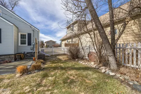 Exterior - 818 1st Ave W, Williston, ND 58801 photo 4 of 9