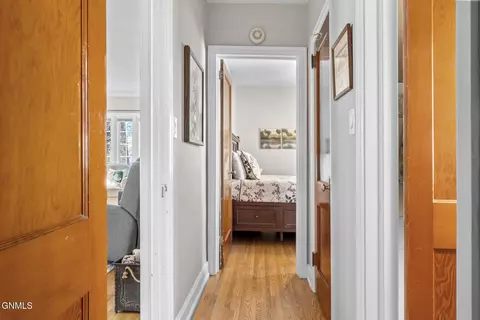 Entry Way - 818 1st Ave W, Williston, ND 58801 photo 2 of 4