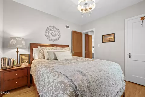 Bedroom - 818 1st Ave W, Williston, ND 58801 photo 2 of 4