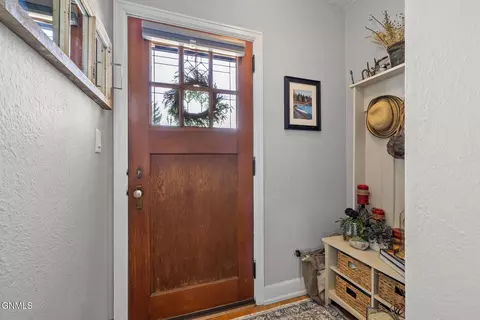 Entry Way - 818 1st Ave W, Williston, ND 58801 photo 1 of 4