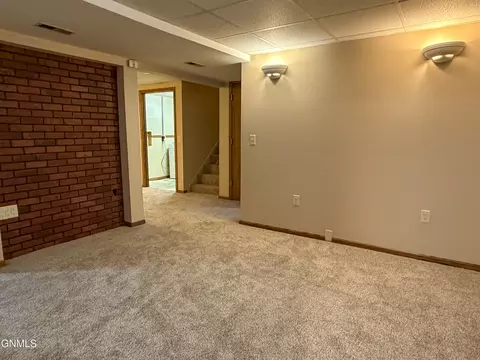 Living - 1310 E Divide Ave, Bismarck, ND 58501 photo 4 of 4