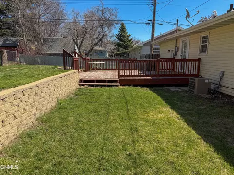 Exterior - 1310 E Divide Ave, Bismarck, ND 58501 photo 5 of 7