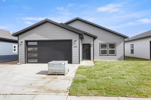 3414 34th St W, Williston, ND 58801