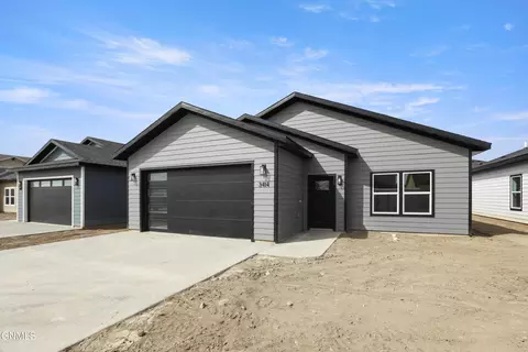 3414 34th St W, Williston, ND 58801