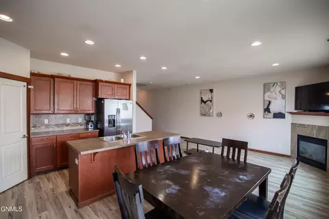 Other - 871 10th St, Dickinson, ND 58601 photo 6 of 15