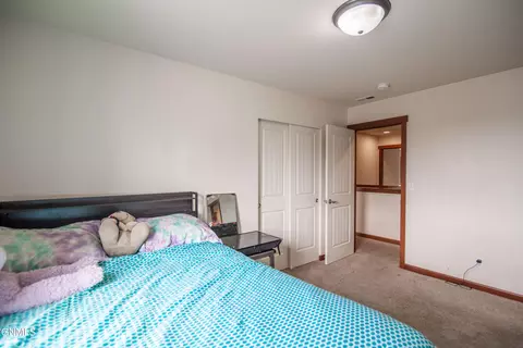 Bedroom - 871 10th St, Dickinson, ND 58601 photo 2 of 7