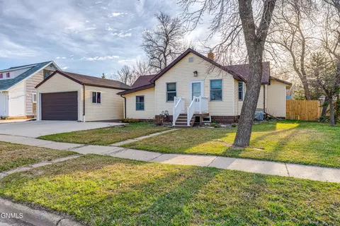 407 6th N, New Salem, ND 58563