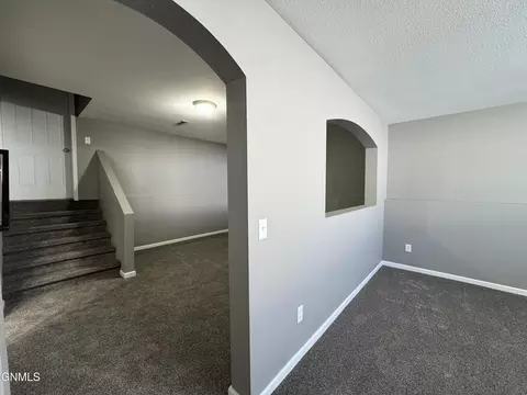 Living - 4005 Calgary Ave, Bismarck, ND 58503 photo 10 of 11