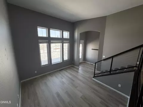 Living - 4005 Calgary Ave, Bismarck, ND 58503 photo 4 of 11