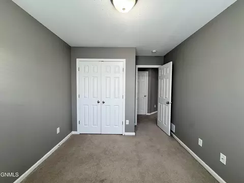 Bedroom - 4005 Calgary Ave, Bismarck, ND 58503 photo 6 of 9