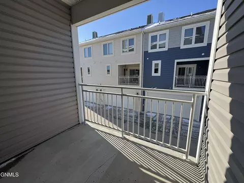 Exterior - 4005 Calgary Ave, Bismarck, ND 58503 photo 3 of 3