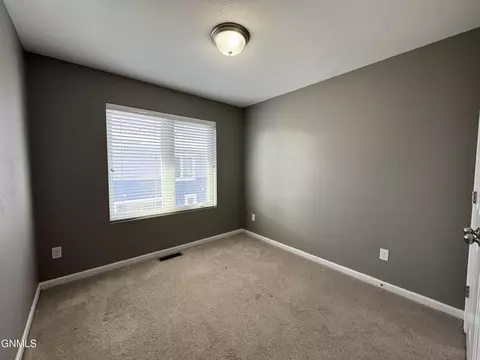 Bedroom - 4005 Calgary Ave, Bismarck, ND 58503 photo 4 of 9