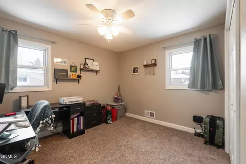 Bedroom - 2412 E Avenue C, Bismarck, ND 58501 photo 2 of 5