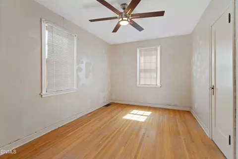 Bedroom - 809 9th St, Bismarck, ND 58501 photo 1 of 3