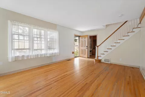Living - 809 9th St, Bismarck, ND 58501 photo 3 of 3
