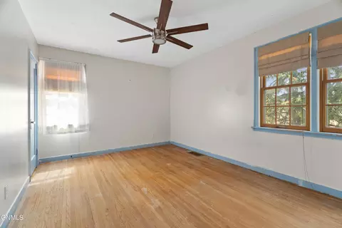 Bedroom - 809 9th St, Bismarck, ND 58501 photo 3 of 3