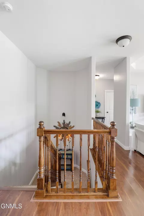 Entry Way - 2715 25th St W, Williston, ND 58801 photo 5 of 7