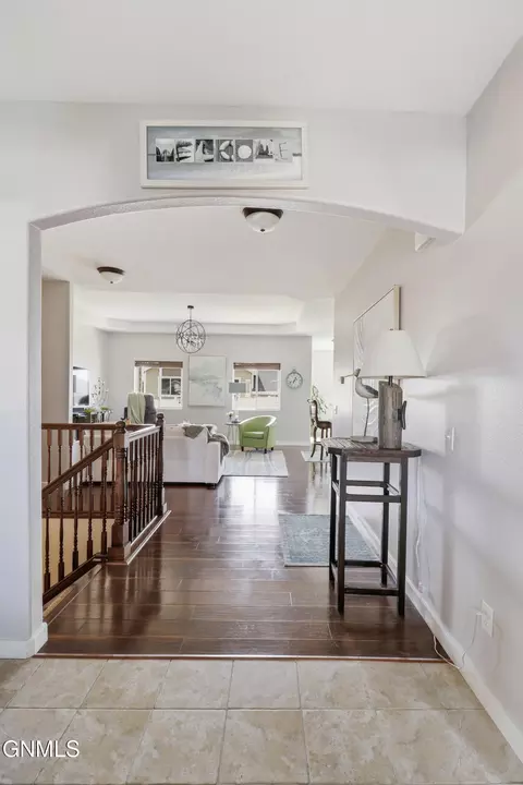 Entry Way - 2715 25th St W, Williston, ND 58801 photo 2 of 7