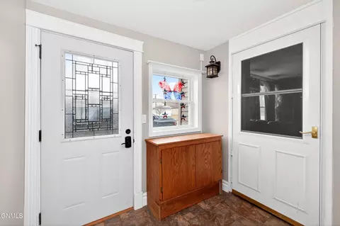 Entry Way - 202 3rd Ave SE, Barnesville, MN 56514 photo 1 of 3