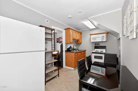 Kitchen - 202 3rd Ave SE, Barnesville, MN 56514 photo 1 of 6
