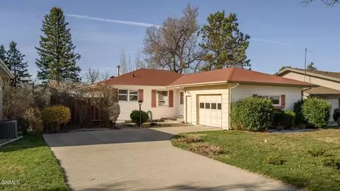 901 W Avenue B, Bismarck, ND 58501