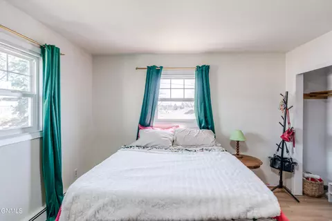 Bedroom - 802 Custer Dr, Mandan, ND 58554 photo 5 of 8