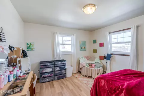 Bedroom - 802 Custer Dr, Mandan, ND 58554 photo 1 of 8