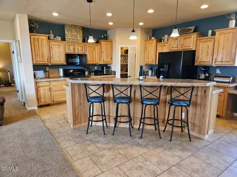 215 2nd W, Taylor, ND 58656 photo 20