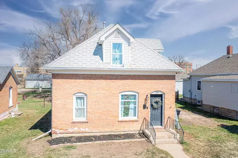 Exterior - 106 5th St W, Williston, ND 58801 photo 1 of 3