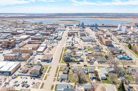 View/Area - 106 5th St W, Williston, ND 58801 photo 3 of 3
