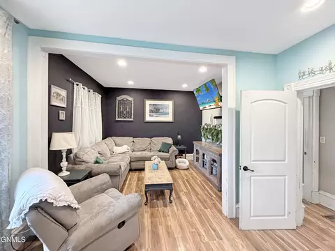 Living - 106 5th St W, Williston, ND 58801 photo 2 of 2