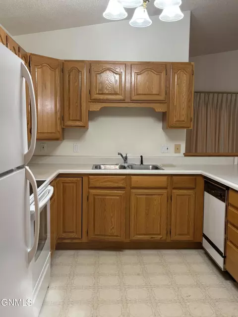 Kitchen - 1801 15th Ave W, Williston, ND 58801 photo 2 of 3