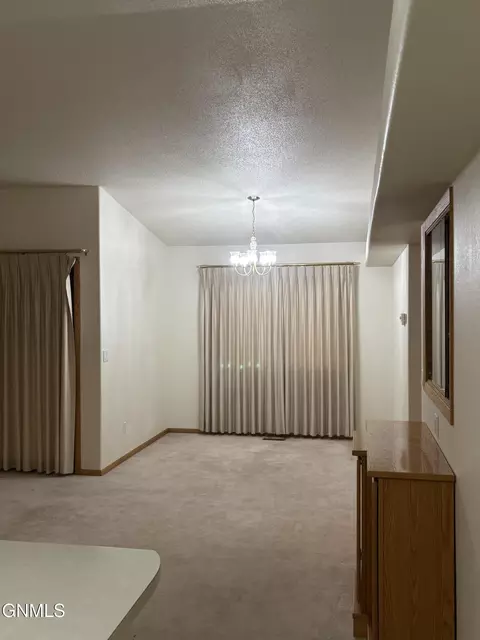Dining - 1801 15th Ave W, Williston, ND 58801 photo 1 of 1