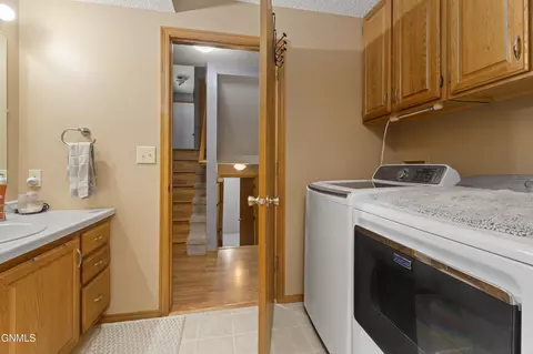 Other - 3130 Devon Dr, Bismarck, ND 58504 photo 1 of 10