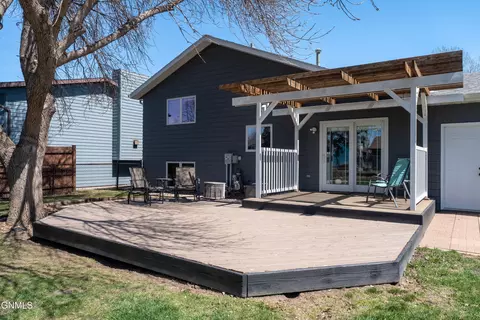 Exterior - 3130 Devon Dr, Bismarck, ND 58504 photo 2 of 6