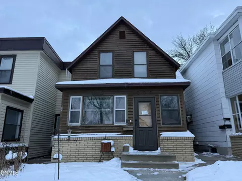 704 N 6th St, Bismarck, ND 58501