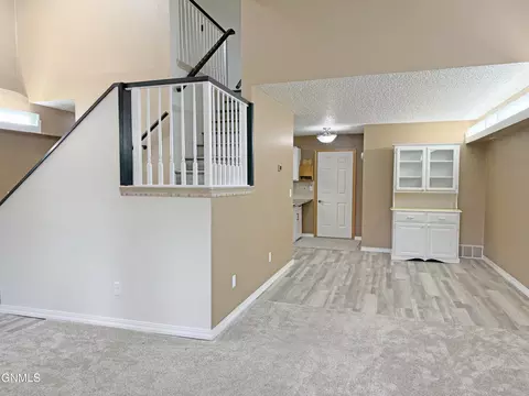 Living - 1510 Cimarron Dr, Bismarck, ND 58503 photo 7 of 9