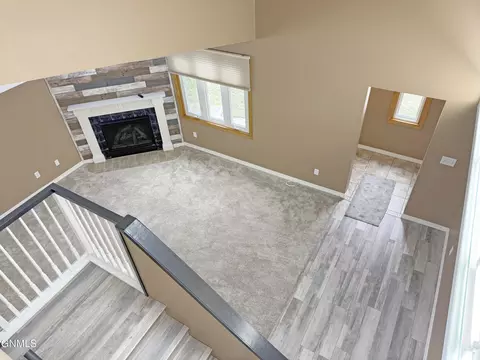 Living - 1510 Cimarron Dr, Bismarck, ND 58503 photo 5 of 9