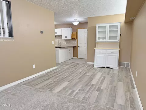 Living - 1510 Cimarron Dr, Bismarck, ND 58503 photo 8 of 9